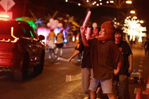 BIB: 
                            <button type="button" onclick="openModal(23553800)" class="btn btn-primary btn-sm float-right btn-popup" data-toggle="modal" data-target=".modal-high-quality">
                        <i class="fas fa-shopping-cart"></i> Add to Cart
                    </button>
                                            <button type="button" onclick="isThisMe(23553800, true)" class="btn btn-success btn-sm float-right btn-popup btn-isme hidden" data-toggle="tooltip" data-placement="bottom" title="นี่คือรูปของคุณใช่ไหม คลิกที่นี่เพื่อเอาเข้าอัลบั้ม">
                        <i class="fas fa-plus"></i> Add to album
                    </button>
                    <button type="button" onclick="isThisMe(23553800, false)" class="btn btn-warning btn-sm float-right btn-popup btn-isnotme hidden">
                        <i class="fas fa-ban"></i> Remove from album
                    </button>